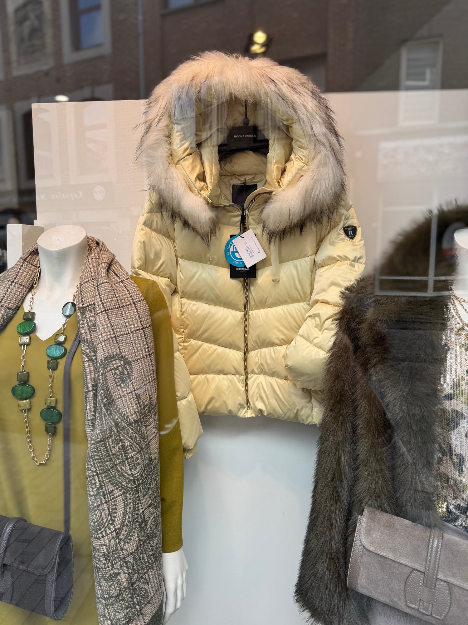 LEIA JACKET