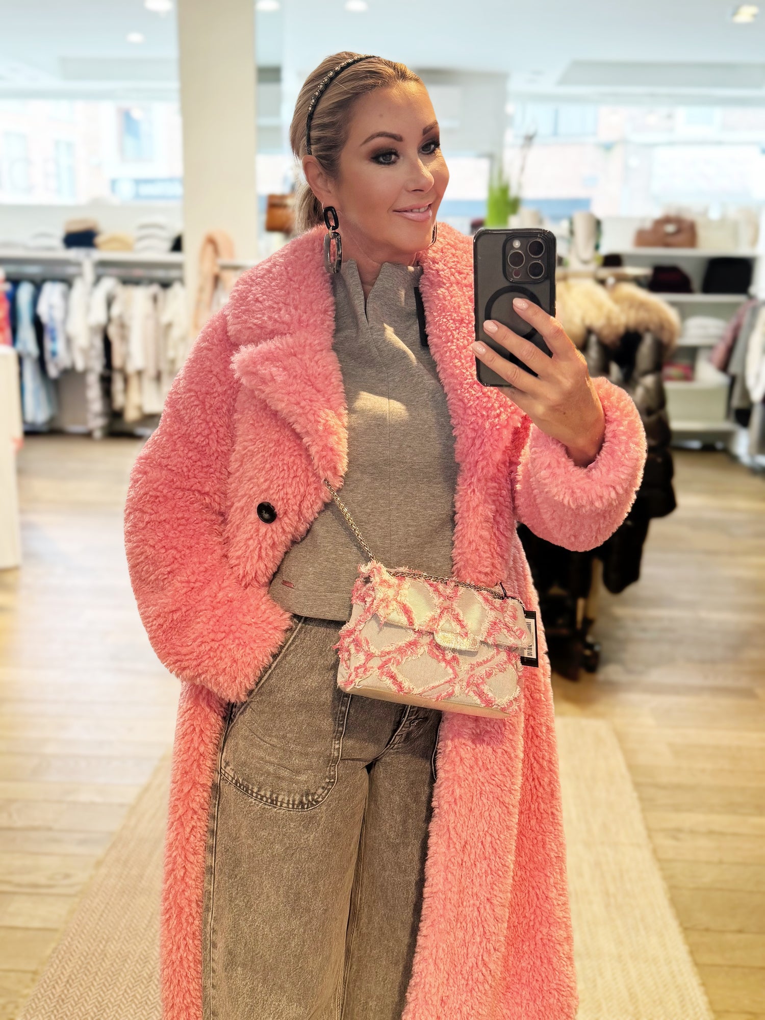 MEG COAT